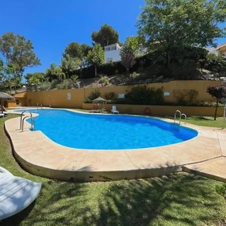 Mediterranean Escape With Panoramic Sea Views Chalet Benalmádena