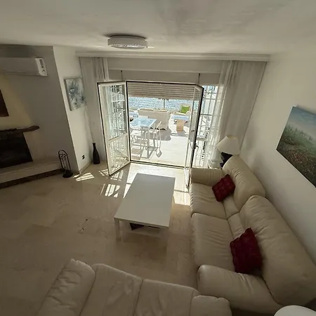 Mediterranean Escape With Panoramic Sea Views Alpesi faház